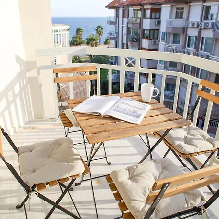 Skovde Apartment Antalya